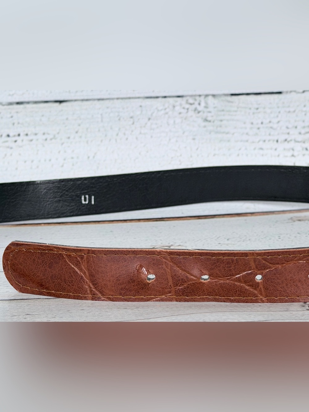 Vintage Women's Croc Embossed Leather Belt - Picture 5 of 6